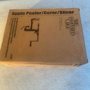 Pampered Chef Kitchen Tool in Brown Box